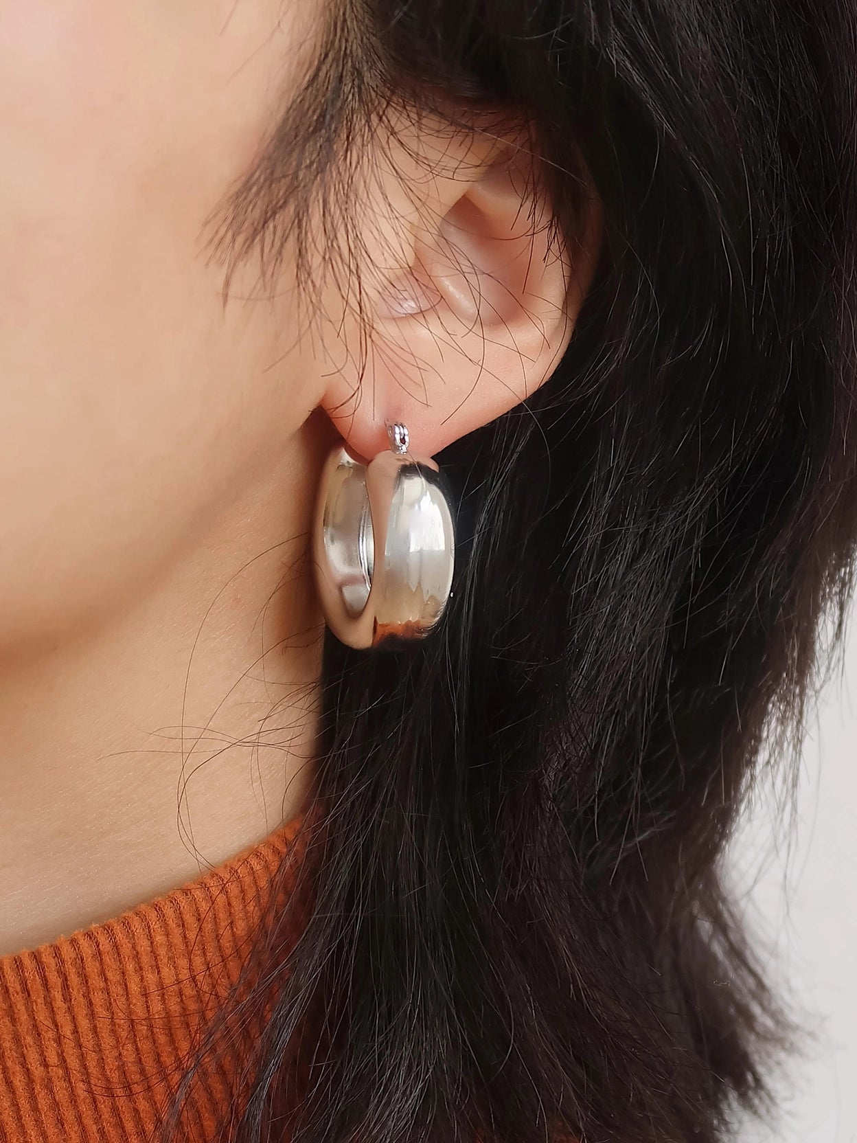 Hunter Classic U Hoop Earrings