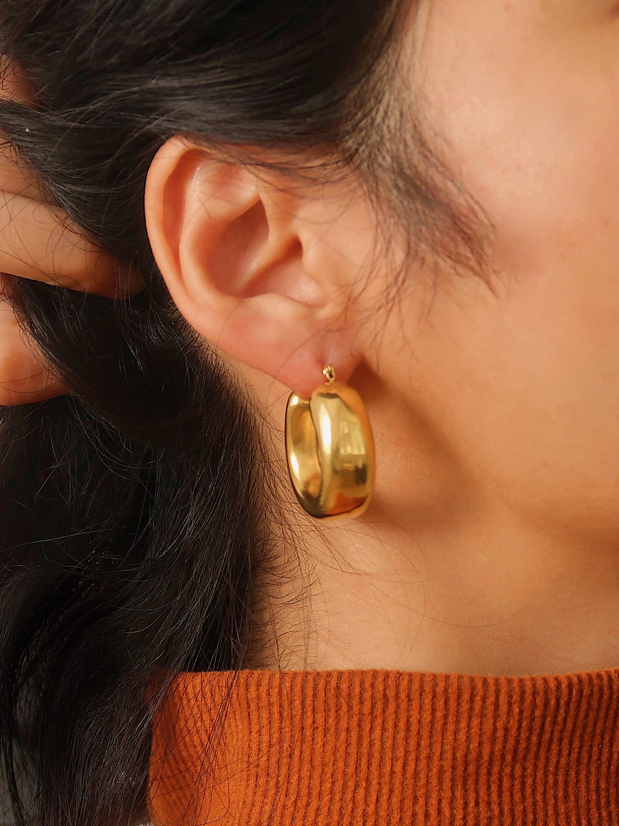 Hunter Classic U Hoop Earrings