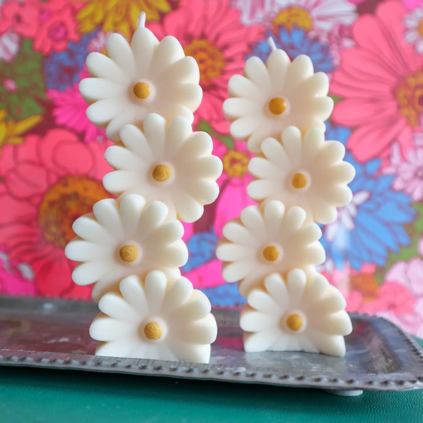 Daisy Flower Pillar Candle