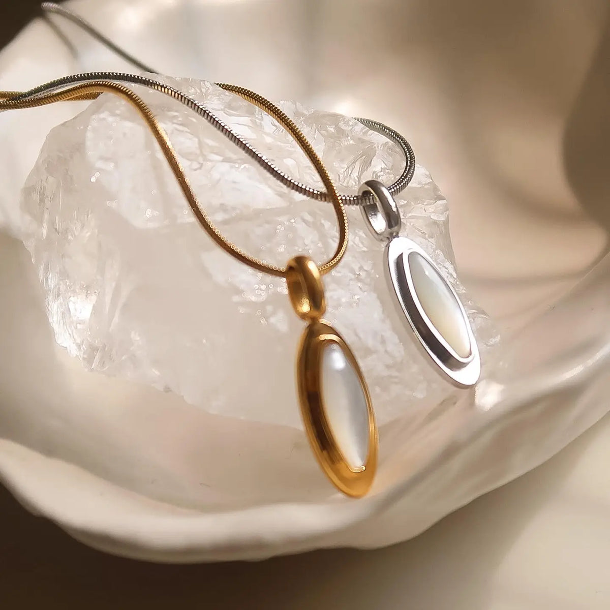 Amulet Shell Necklace