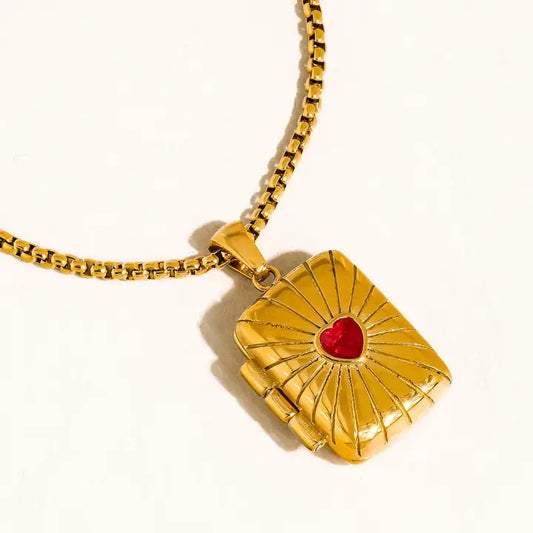 Lavande Heart Locket Pendant Necklace