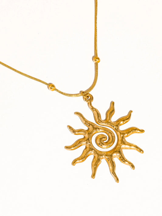 Taiyo Boho Sun Necklace