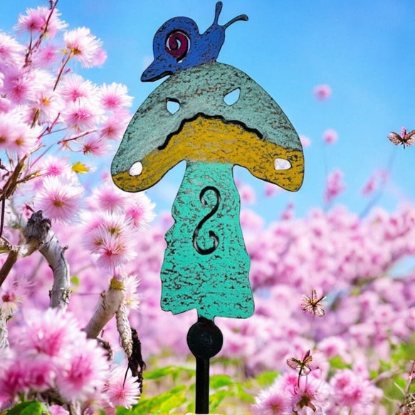 Mushroom Snail Plant Stake