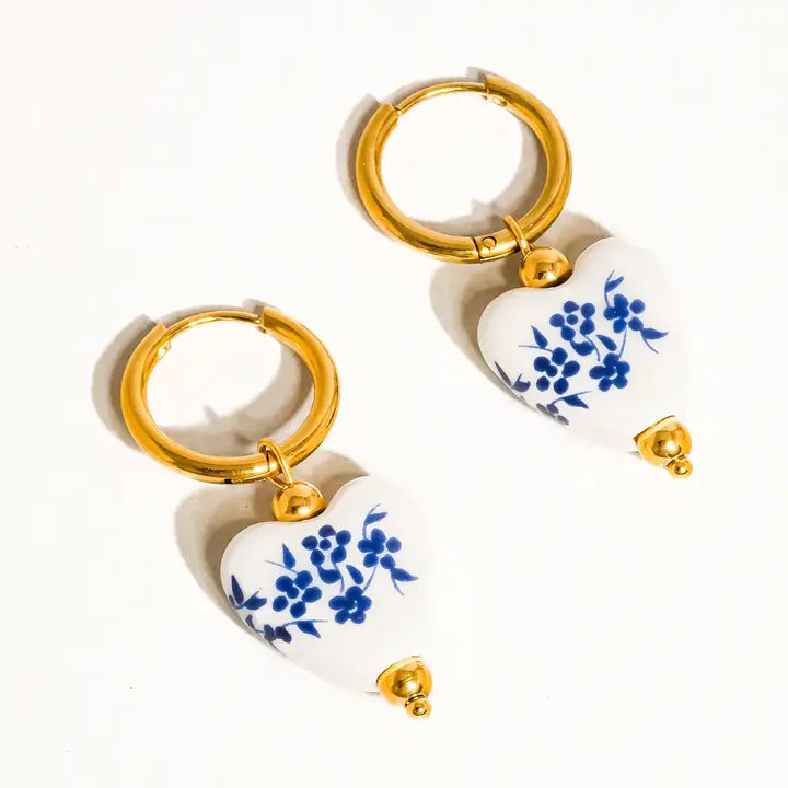 Yun Ceramic Heart Earring
