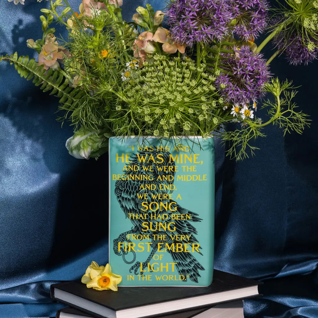 A Court of Mist and Fury Book Vase
