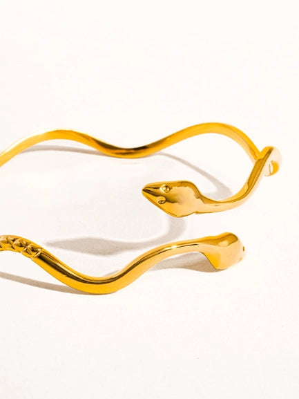Zofia Wavy Serpent Bracelet