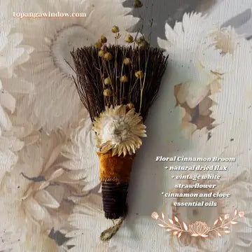 Cinnamon Broom Fragrant Wall Decor