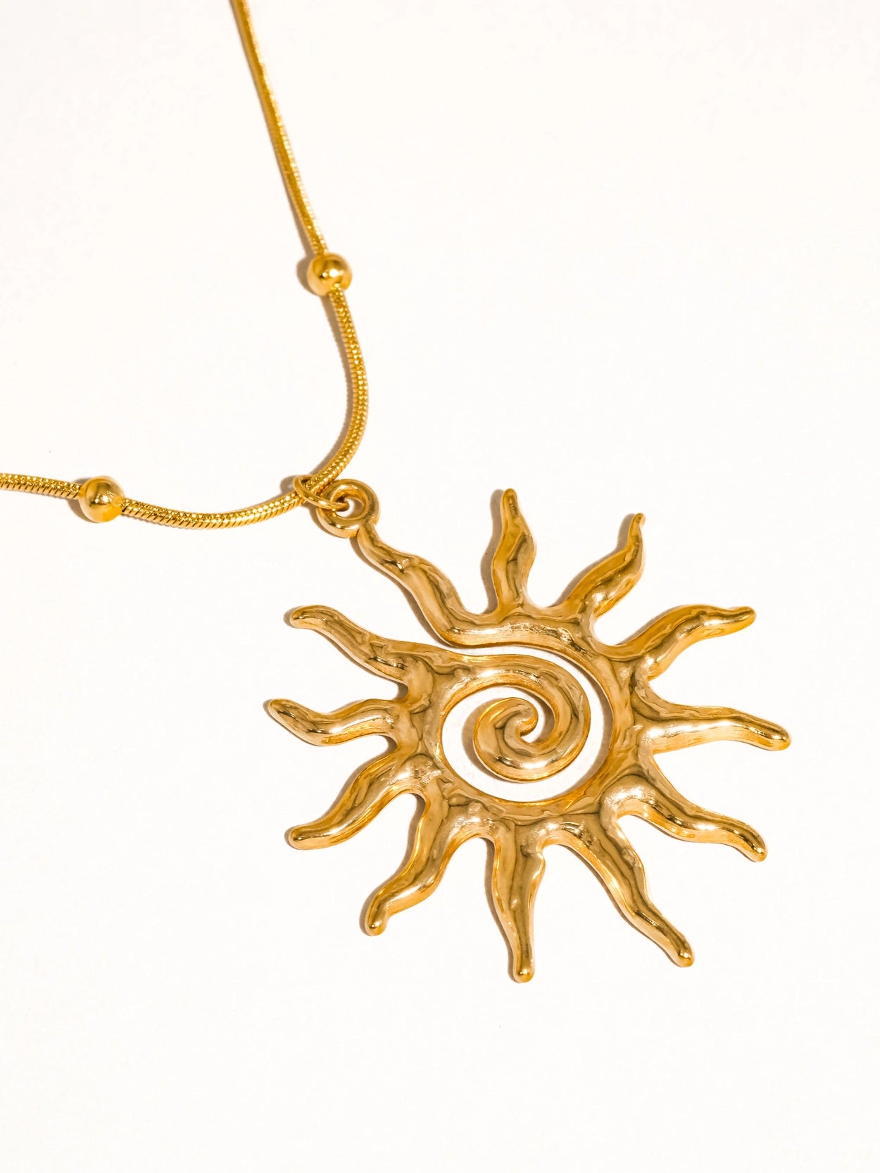 Taiyo Boho Sun Necklace