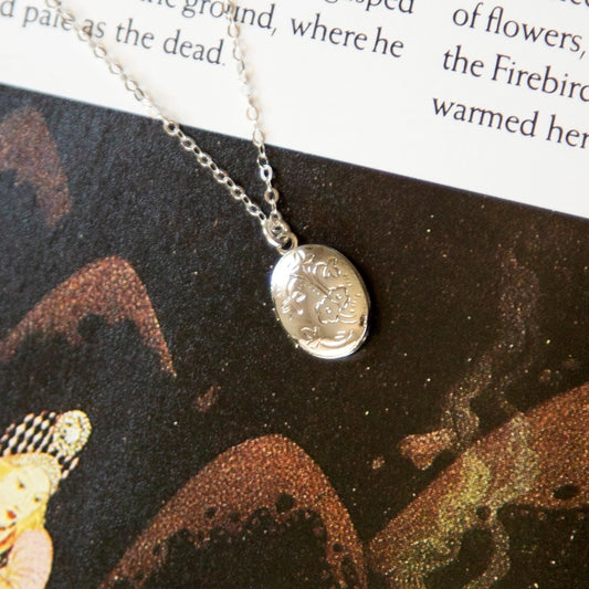 Vintage Mini Silver Oval Locket Necklace