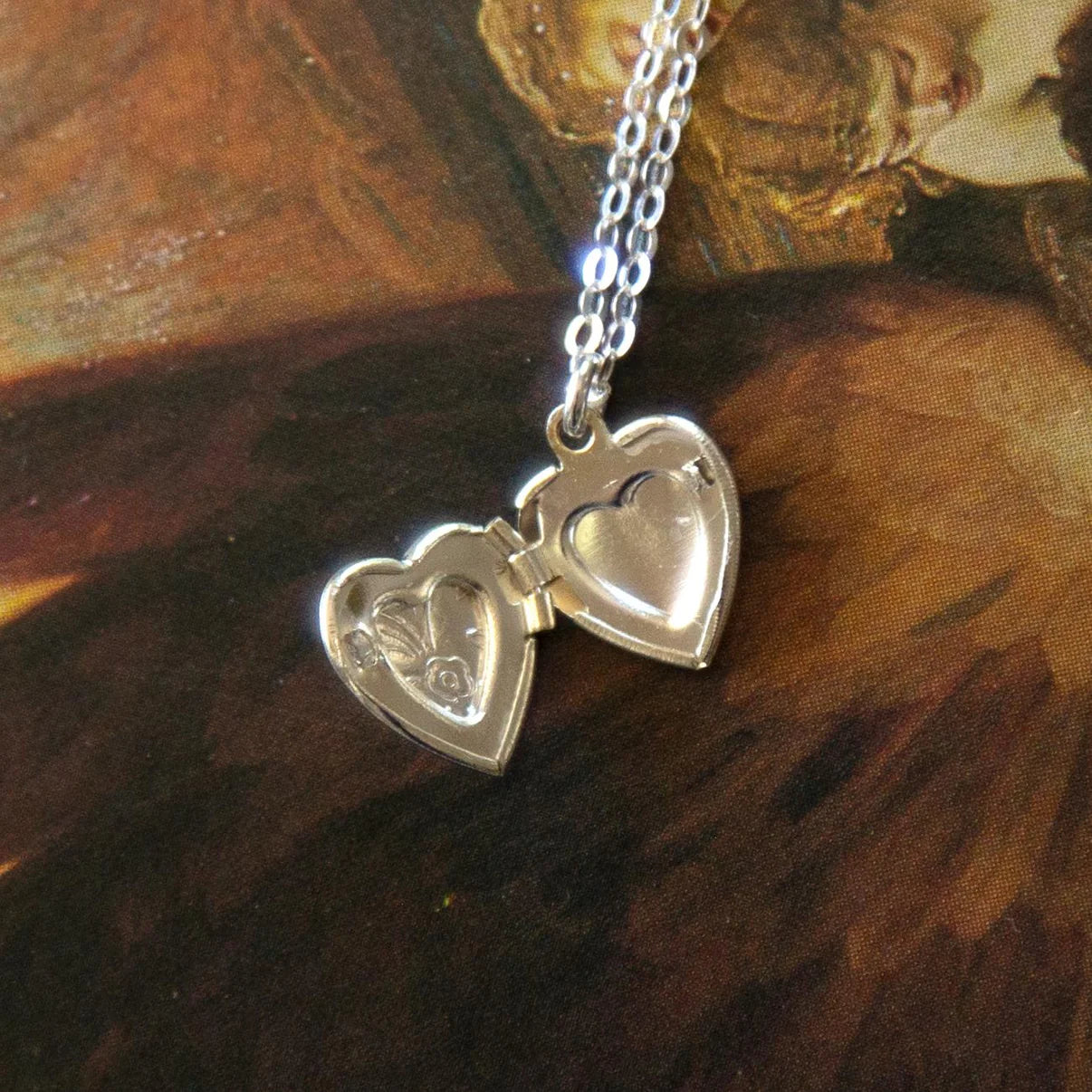 Vintage Small Silver Heart Locket Necklace